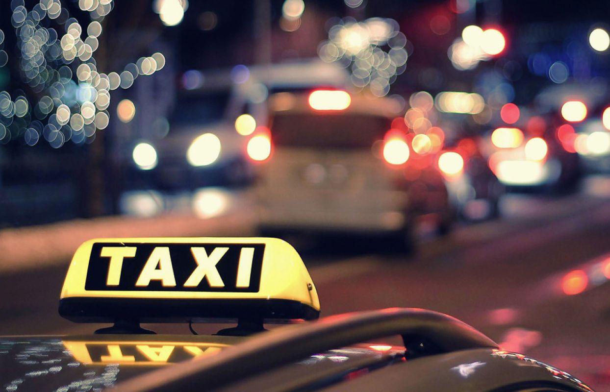 Аренда машин для такси: преимущества, проблемы